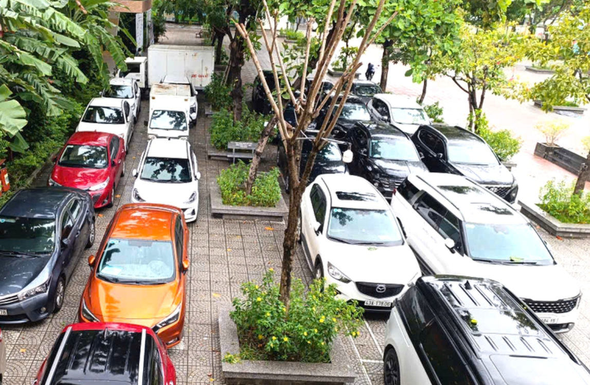 Bí thư Thành ủy Đà Nẵng: Tính mạng người dân là trên hết- Ảnh 5. Bí thư Thành ủy Đà Nẵng: Tính mạng người dân là trên hết- Ảnh 5.