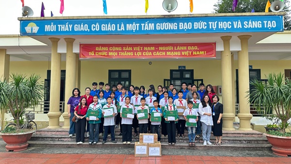 Ba ngôi trường Hà Nội cùng hướng về Thái Nguyên sau lũ - Ảnh 3.