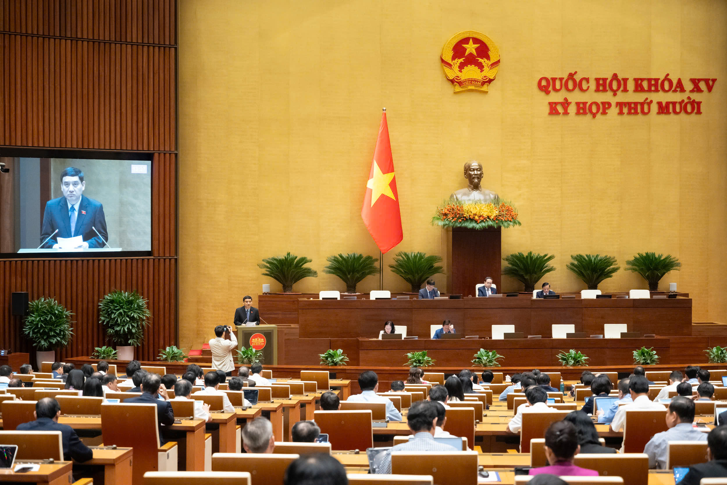 Thúc đẩy phát triển kinh tế báo chí trong bối cảnh sắp xếp, tinh gọn bộ máy - Ảnh 2.