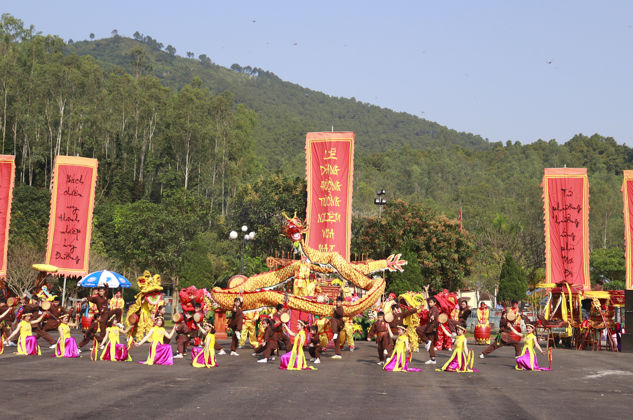 Ngành du lịch Nghệ An từng bước khẳng định ví trí trên bản đồ du lịch Việt Nam - Ảnh 3.