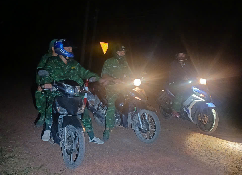 Biên giới Tây Ninh “nóng” lên cùng giá vàng- Ảnh 4. Biên giới Tây Ninh “nóng” lên cùng giá vàng- Ảnh 4.