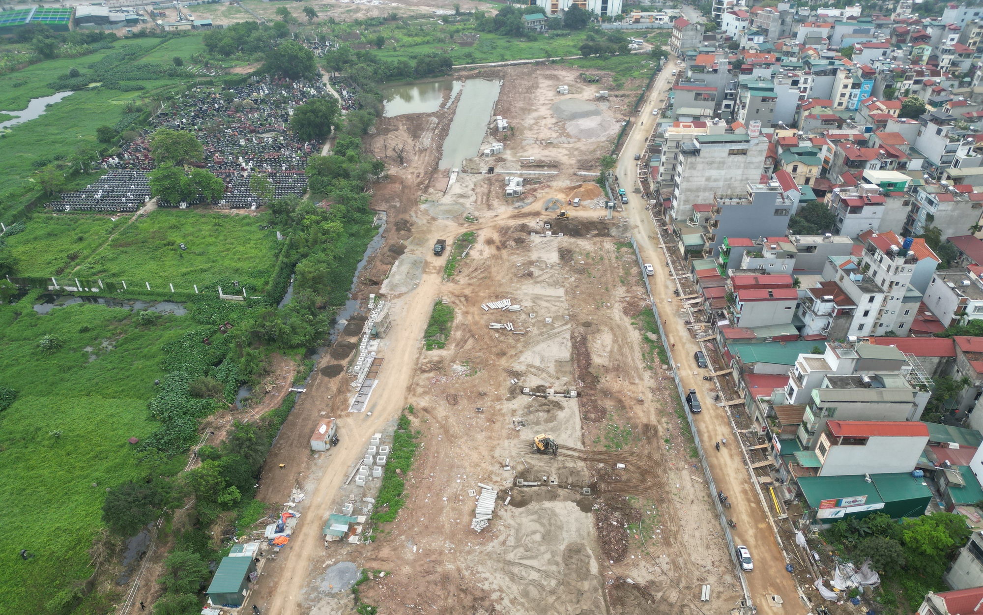 Đại biểu bức xúc việc người dân phải photo sổ đỏ để "làm sạch dữ liệu đất đai" - Ảnh 2.