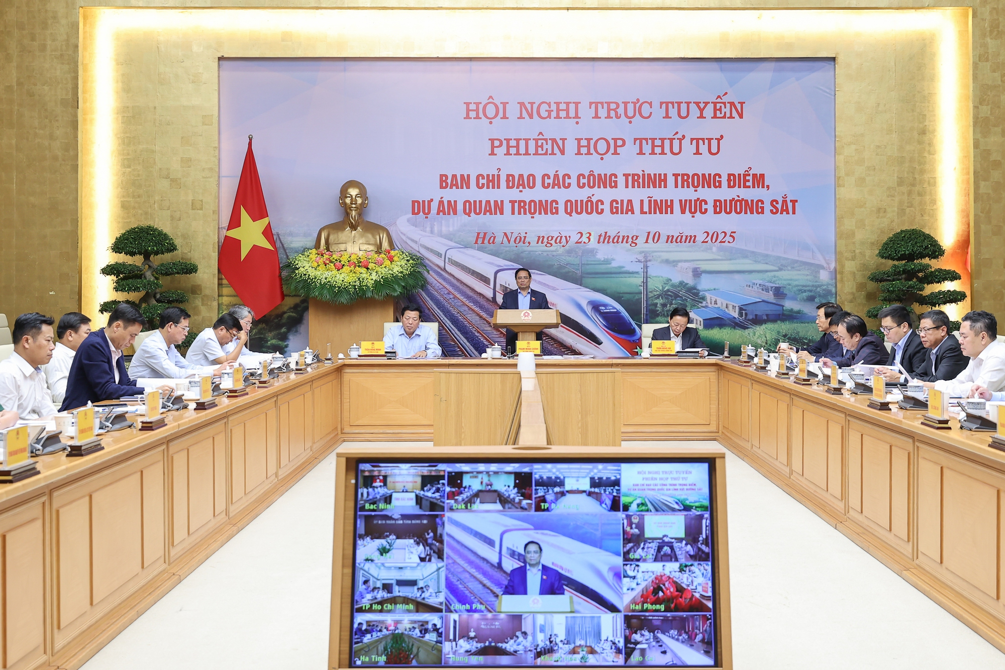 Phát hành trái phiếu Chính phủ cho dự án đường sắt Lào Cai - Hà Nội - Hải Phòng - Ảnh 2.