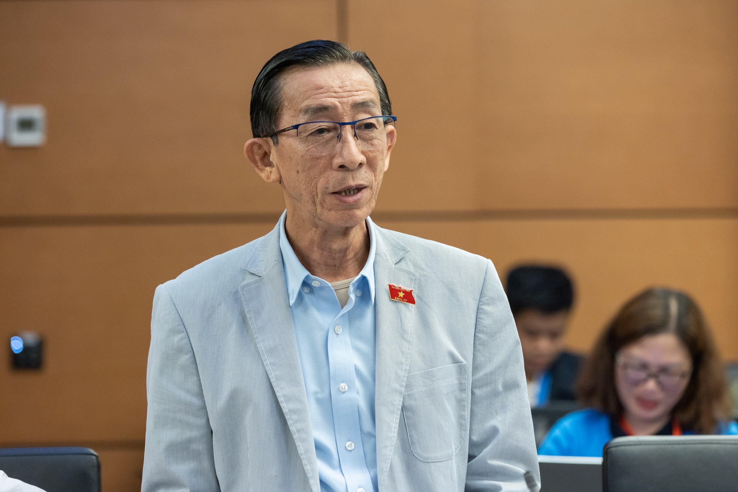 ĐBQH: Cần tạo điều kiện để báo chí cạnh tranh lành mạnh với mạng xã hội- Ảnh 3. ĐBQH: Cần tạo điều kiện để báo chí cạnh tranh lành mạnh với mạng xã hội- Ảnh 3.
