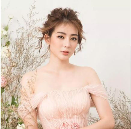 Diễn viên Kim Nhã gây bất ngờ với hình ảnh "xuống tóc", mặc áo nâu sòng- Ảnh 8. Diễn viên Kim Nhã gây bất ngờ với hình ảnh "xuống tóc", mặc áo nâu sòng- Ảnh 8.