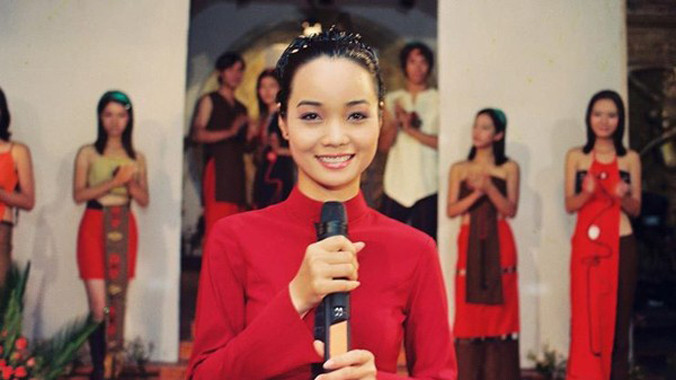 Hôn nhân viên mãn của "cô Trúc" phim "Những ngọn nến trong đêm" sau 23 năm lấy chồng doanh nhân - Ảnh 3.