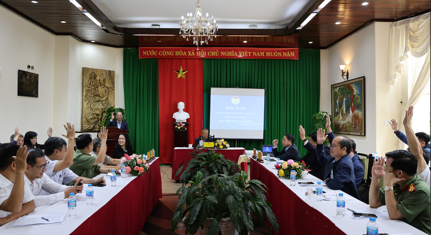 Kiện toàn bộ máy Hội Luật gia Lâm Đồng, bước chuyển mình trong giai đoạn mới- Ảnh 1. Kiện toàn bộ máy Hội Luật gia Lâm Đồng, bước chuyển mình trong giai đoạn mới- Ảnh 1.