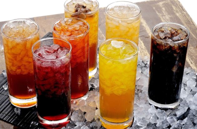 Người đàn ông 35 tuổi "gan trắng xoá" vì thường xuyên uống thứ nước vạn người mê - Ảnh 1.