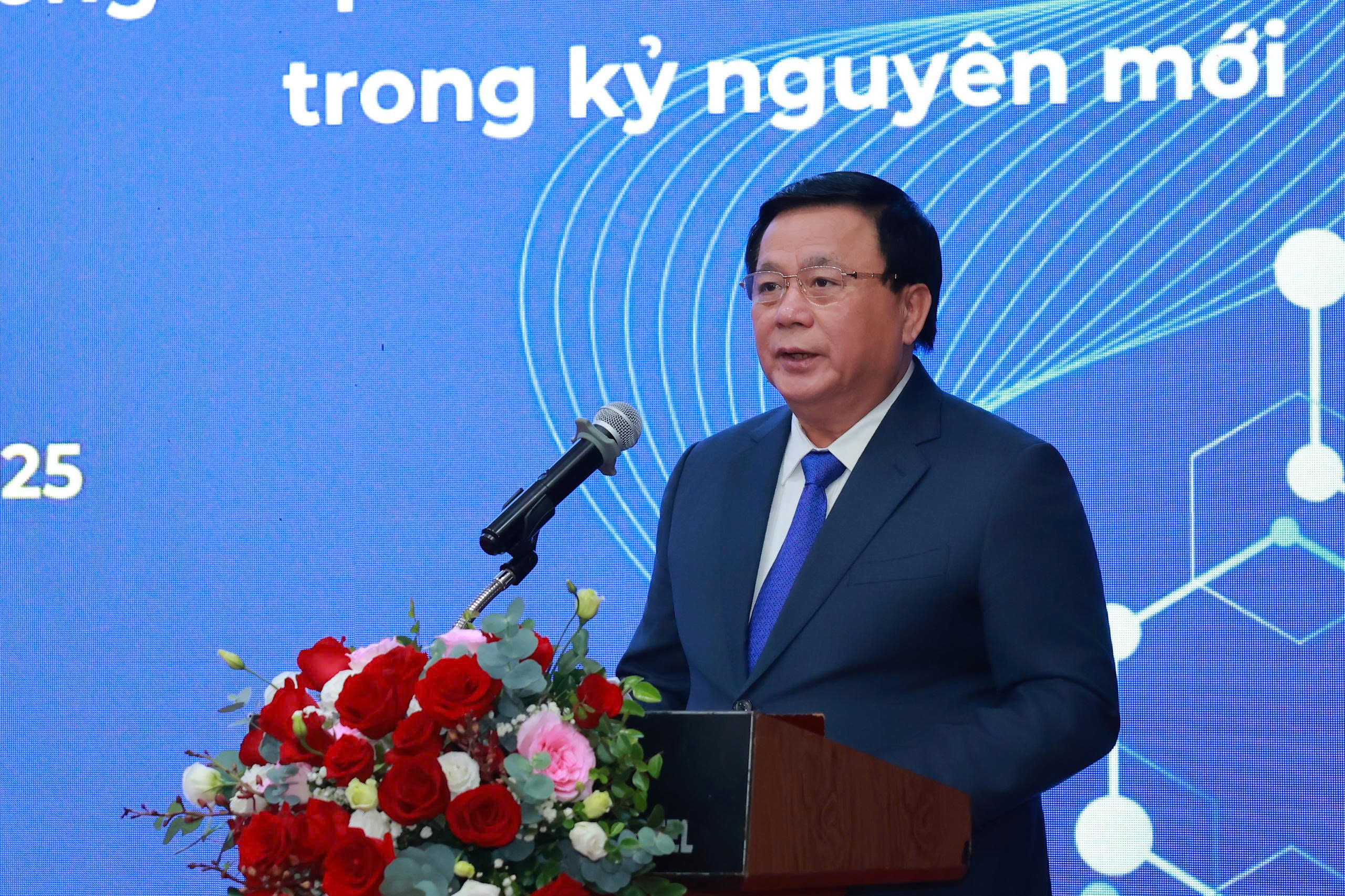 Mỗi cán bộ, công chức phải là một tác nhân đổi mới vì lợi ích chung- Ảnh 1.