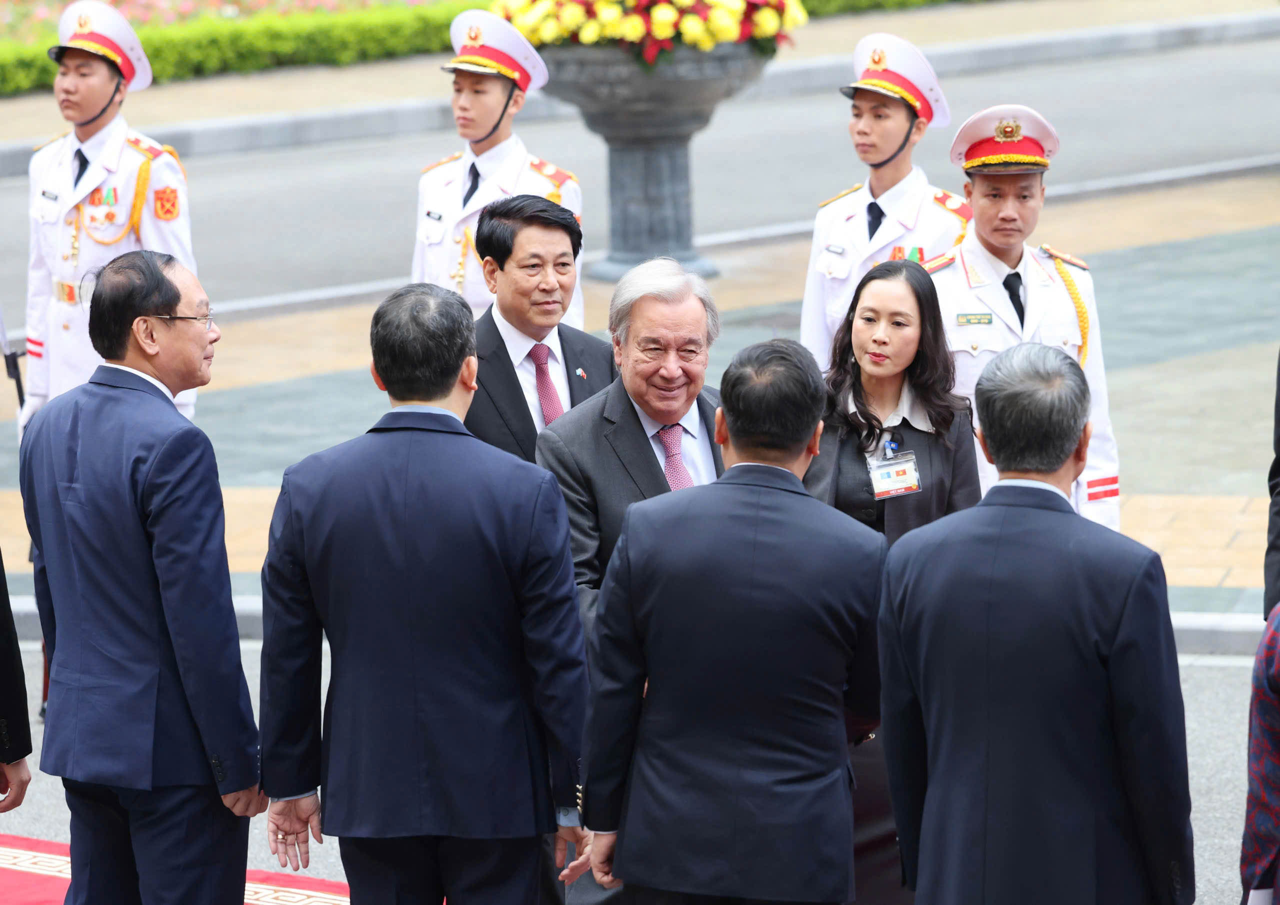 Chủ tịch nước Lương Cường chủ trì đón Tổng Thư ký Liên Hợp Quốc - Ảnh 5.