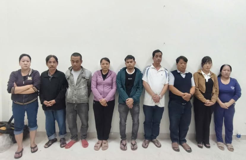 Lợi dụng đám tang để làm điều phi pháp, 9 đối tượng bị khởi tố - Ảnh 1.