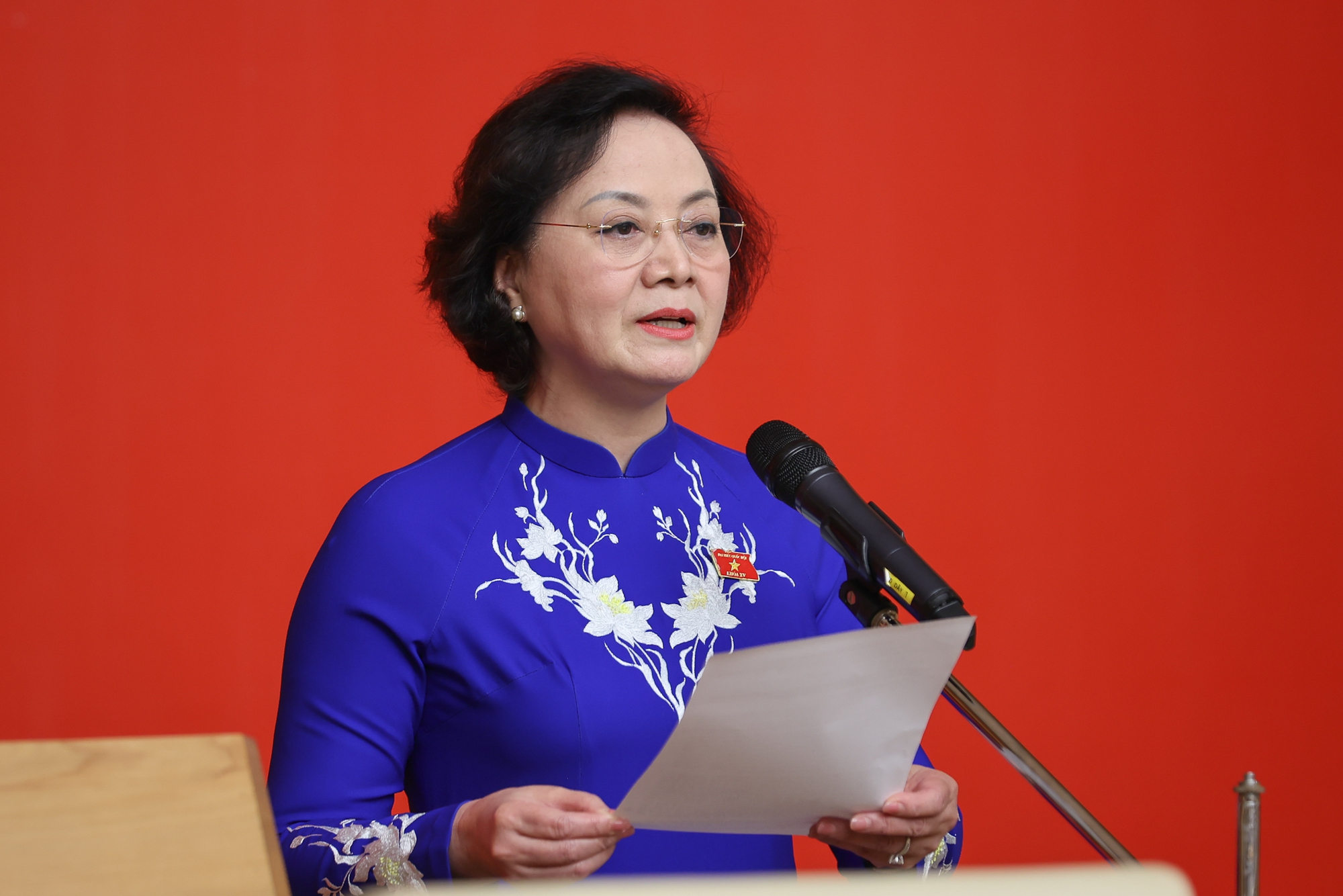 Thủ tướng trao quyết định bổ nhiệm và giao nhiệm vụ cho 2 Phó Thủ tướng, 3 Bộ trưởng- Ảnh 3. Thủ tướng trao quyết định bổ nhiệm và giao nhiệm vụ cho 2 Phó Thủ tướng, 3 Bộ trưởng- Ảnh 3.