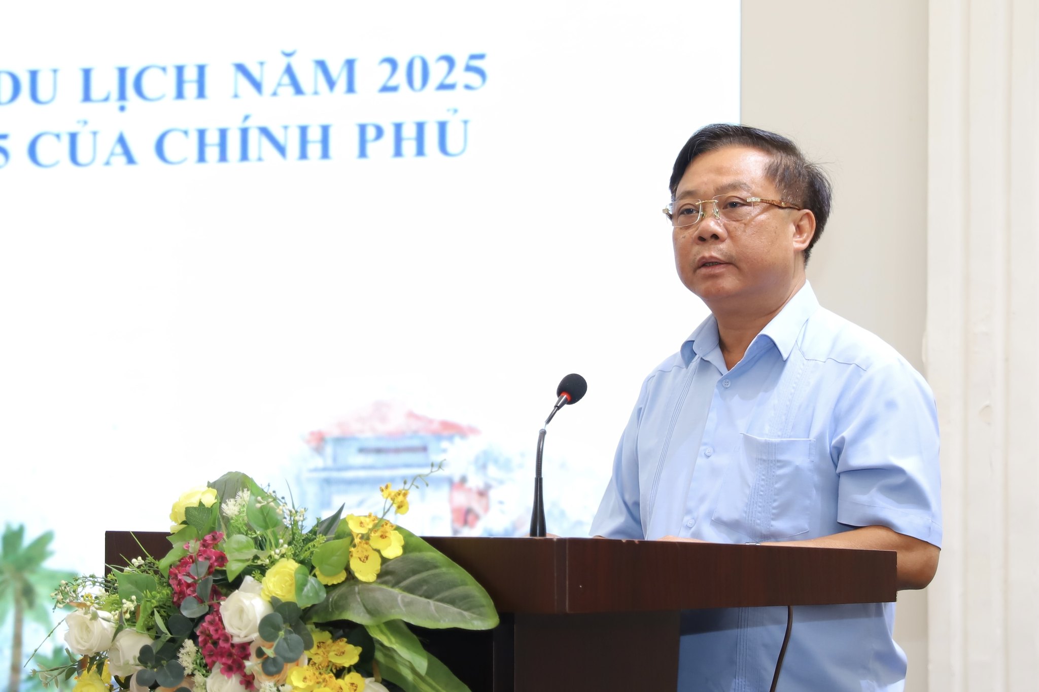 Ngành du lịch thay đổi tư duy từ "có gì bán nấy" sang "bán cái du khách cần"- Ảnh 1. Ngành du lịch thay đổi tư duy từ "có gì bán nấy" sang "bán cái du khách cần"- Ảnh 1.