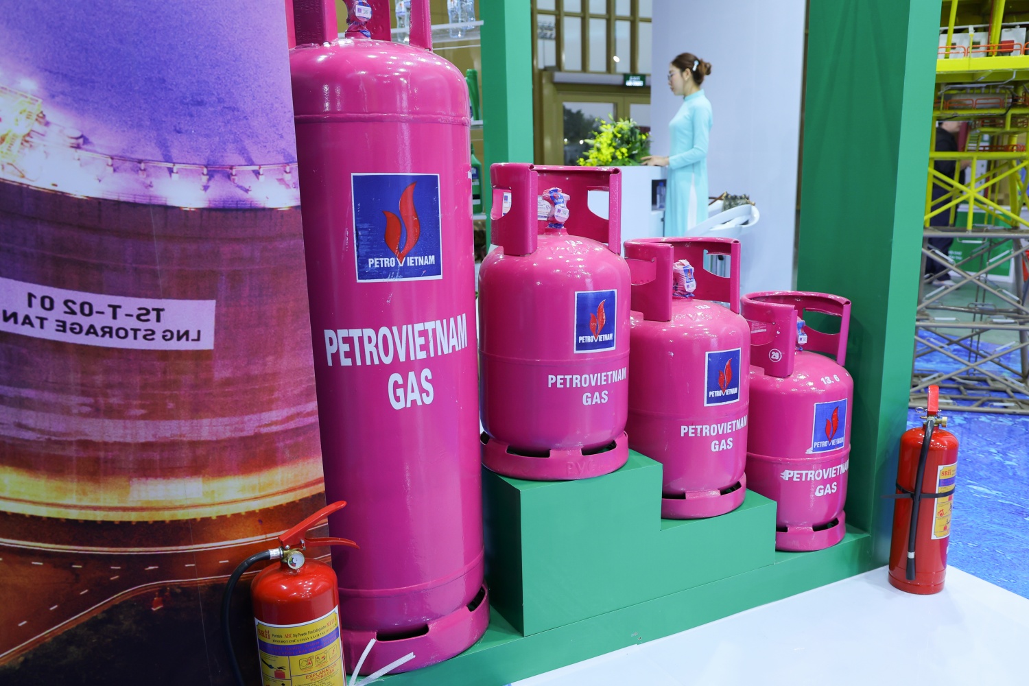 Cận cảnh gian trưng bày của Petrovietnam tại Hội chợ Mùa Thu năm 2025- Ảnh 4. Cận cảnh gian trưng bày của Petrovietnam tại Hội chợ Mùa Thu năm 2025- Ảnh 4.