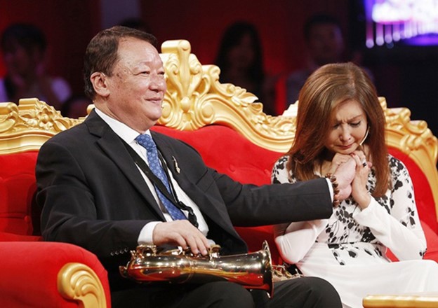 Nữ danh ca nức tiếng: Cuộc đời từng trải sóng gió, gánh bao miệt thị của người đời - Ảnh 4.