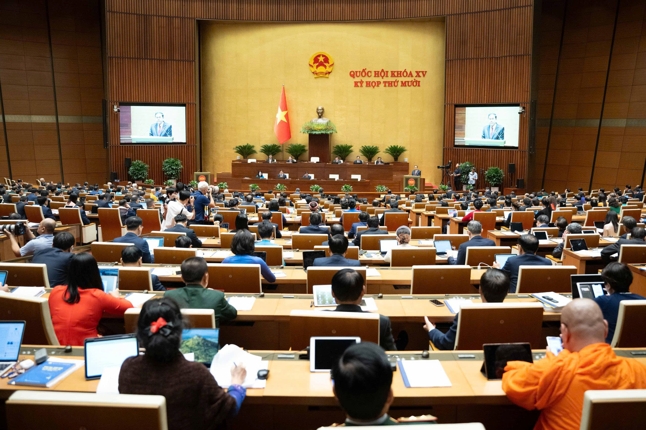 Quốc hội thảo luận nhiều dự án luật do Bộ Công an chủ trì soạn thảo - Ảnh 1.