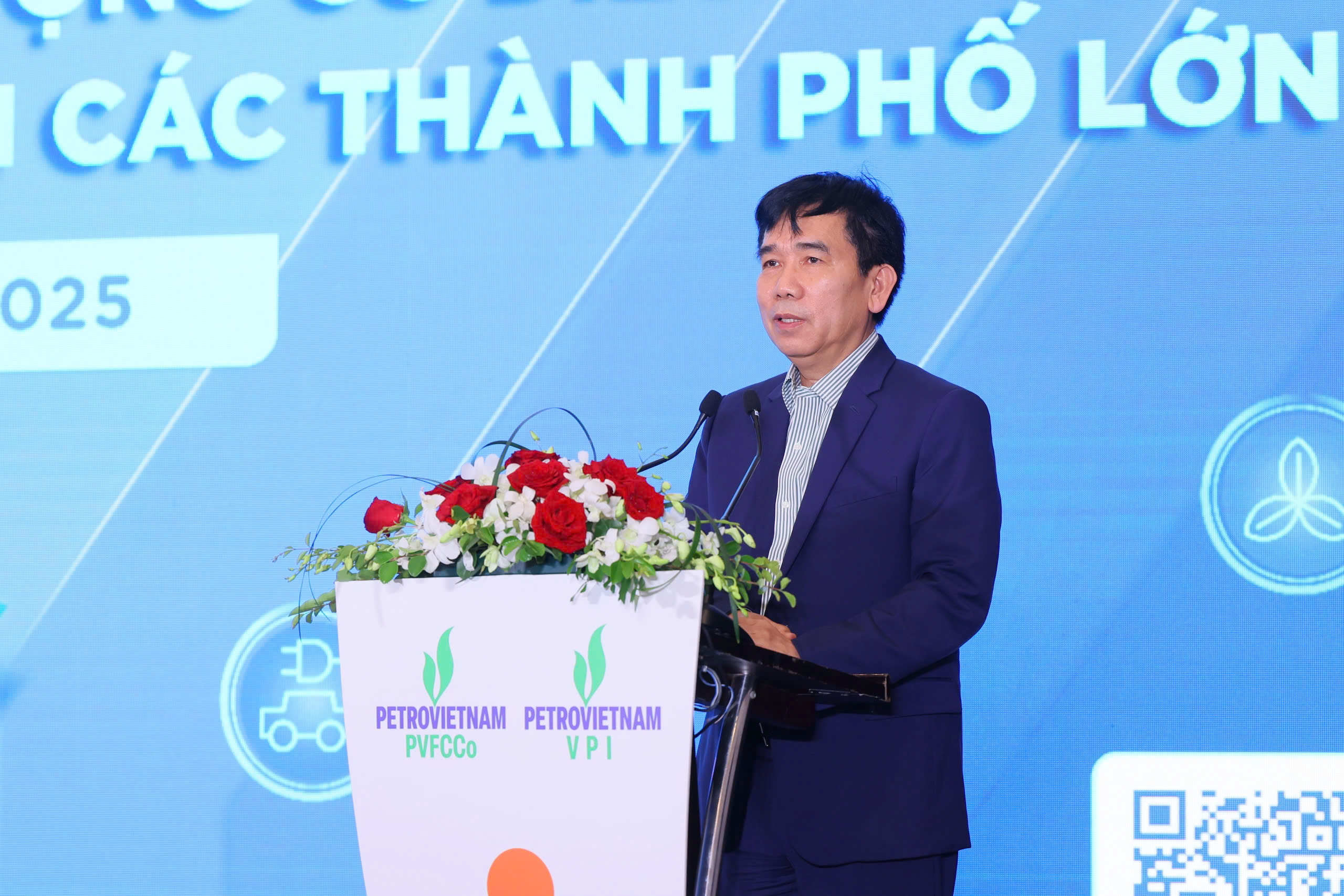 Đề nghị bắt buộc xe diesel sử dụng dung dịch khử NOx để giảm phát thải- Ảnh 1. Đề nghị bắt buộc xe diesel sử dụng dung dịch khử NOx để giảm phát thải- Ảnh 1.