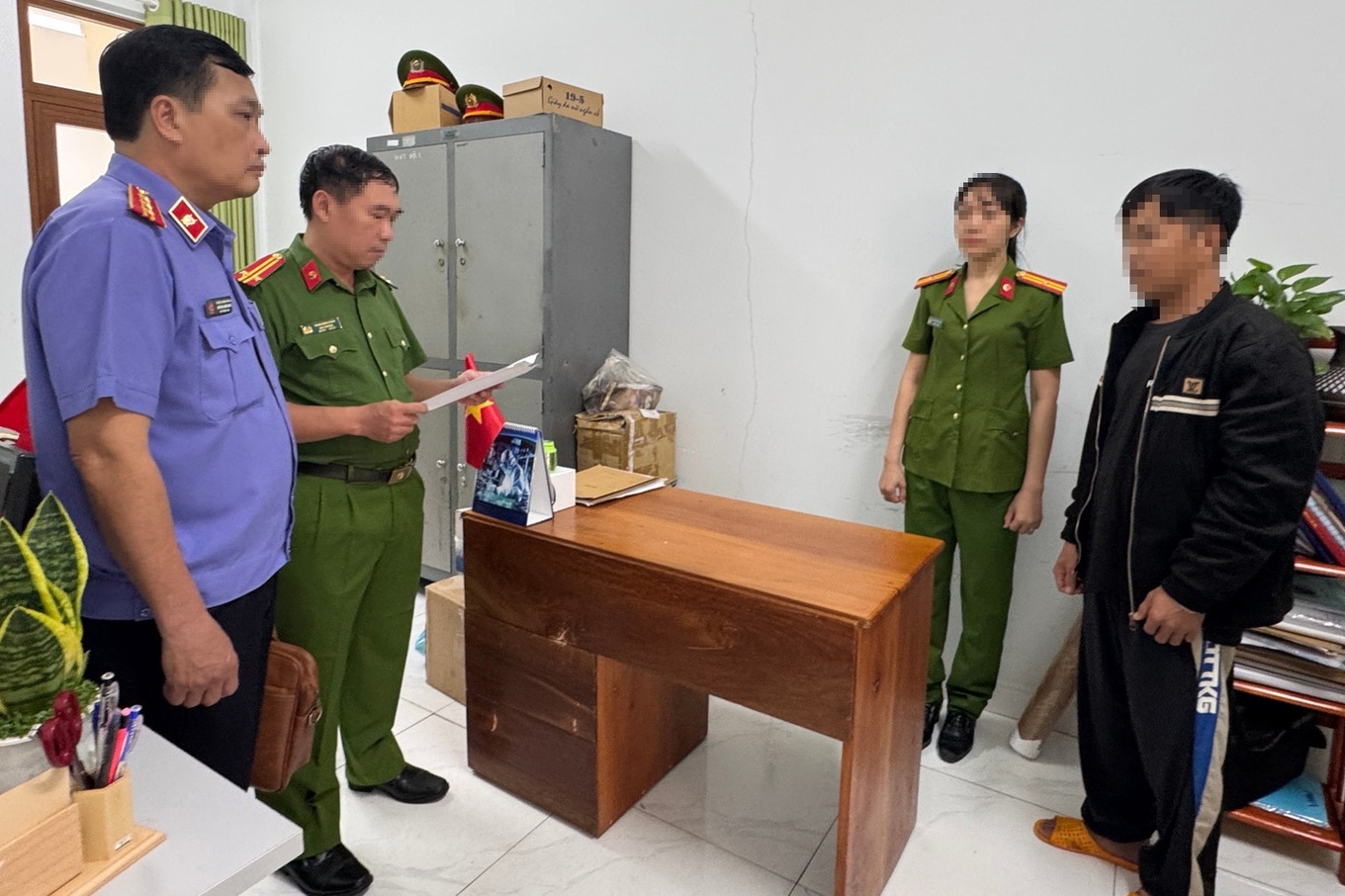 Vụ nghi sản xuất cà phê giả ở Gia Lai: Hàm lượng caffeine chỉ 0,3% - Ảnh 1.