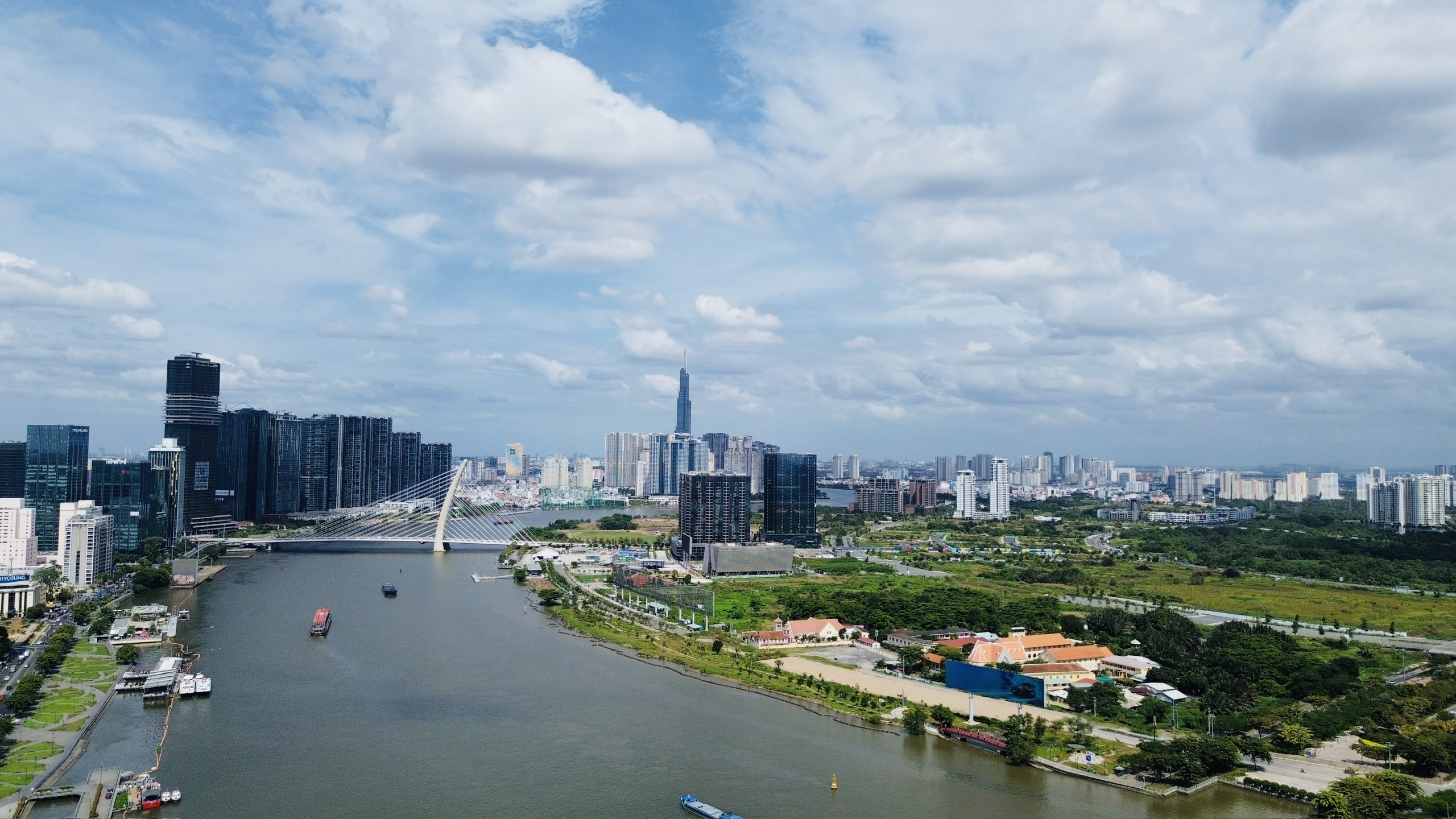 Hiện trạng tuyến đường Tp.HCM đề xuất chi 3.000 tỷ mở rộng, tạo “cửa ngõ” mới vào trung tâm- Ảnh 14. Hiện trạng tuyến đường Tp.HCM đề xuất chi 3.000 tỷ mở rộng, tạo “cửa ngõ” mới vào trung tâm- Ảnh 14.