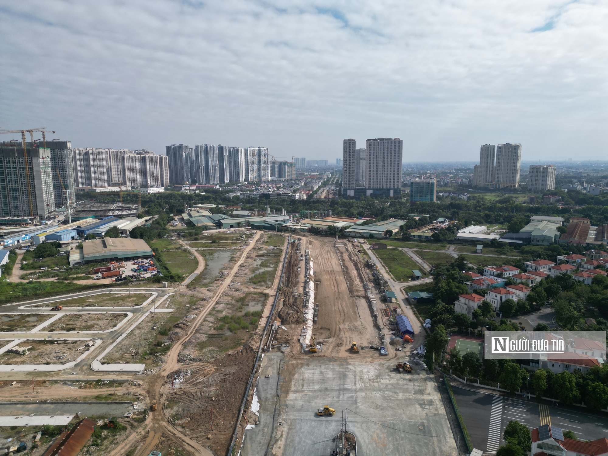 Cận cảnh con đường có hầm chui nghìn tỷ xuyên đại lộ Thăng Long - Ảnh 2.