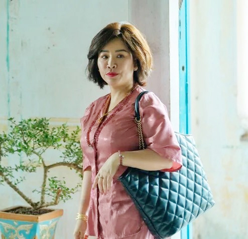 Nữ diễn viên hài từng làm nhiều nghề để kiếm sống, giờ làm chủ khách sạn, lập sẵn di chúc ở tuổi 44 - Ảnh 3.