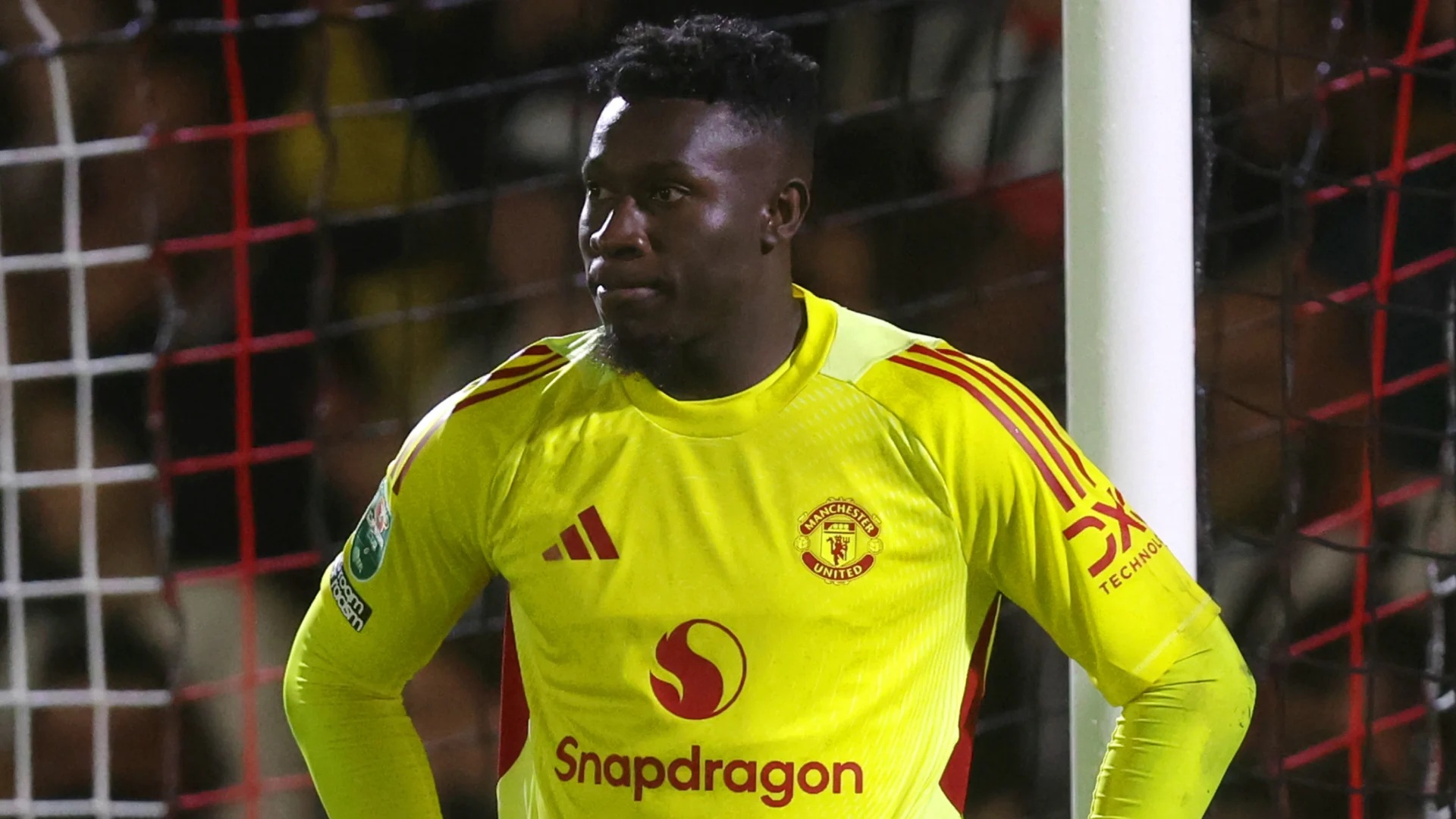 Onana ẩn ý chỉ trích đồng đội cũ tại Man United - Ảnh 1. Onana ẩn ý chỉ trích đồng đội cũ tại Man United - Ảnh 1.
