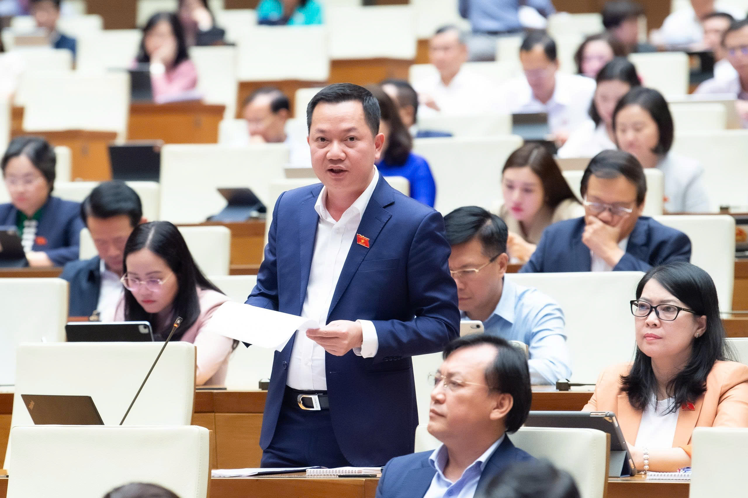 Cần chuyển tư duy từ "quản lý" sang "phục vụ" doanh nghiệp - Ảnh 1.