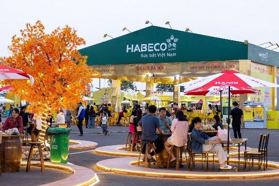 Hội chợ Mùa Thu lần Thứ nhất - 2025: “Cực phẩm” ẩm thực – “Đại tiệc ăn chơi’ hot nhất thời điểm này- Ảnh 3. Hội chợ Mùa Thu lần Thứ nhất - 2025: “Cực phẩm” ẩm thực – “Đại tiệc ăn chơi’ hot nhất thời điểm này- Ảnh 3.