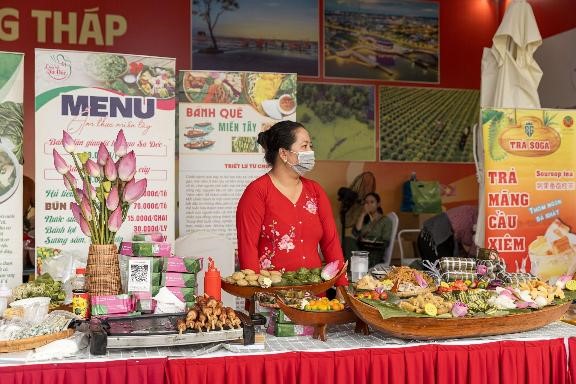 Hội chợ Mùa Thu lần Thứ nhất - 2025: “Cực phẩm” ẩm thực – “Đại tiệc ăn chơi’ hot nhất thời điểm này- Ảnh 8. Hội chợ Mùa Thu lần Thứ nhất - 2025: “Cực phẩm” ẩm thực – “Đại tiệc ăn chơi’ hot nhất thời điểm này- Ảnh 8.