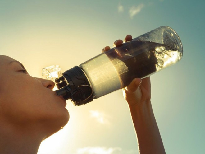 Nam thanh niên 19 tuổi tử vong sau khi uống thứ nước "nhiều người mê" - Ảnh 2.