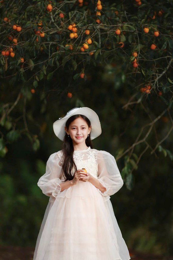 "Tiểu mỹ nhân" nhà Hoa hậu Hà Kiều Anh ở tuổi lên 10- Ảnh 6. "Tiểu mỹ nhân" nhà Hoa hậu Hà Kiều Anh ở tuổi lên 10- Ảnh 6.