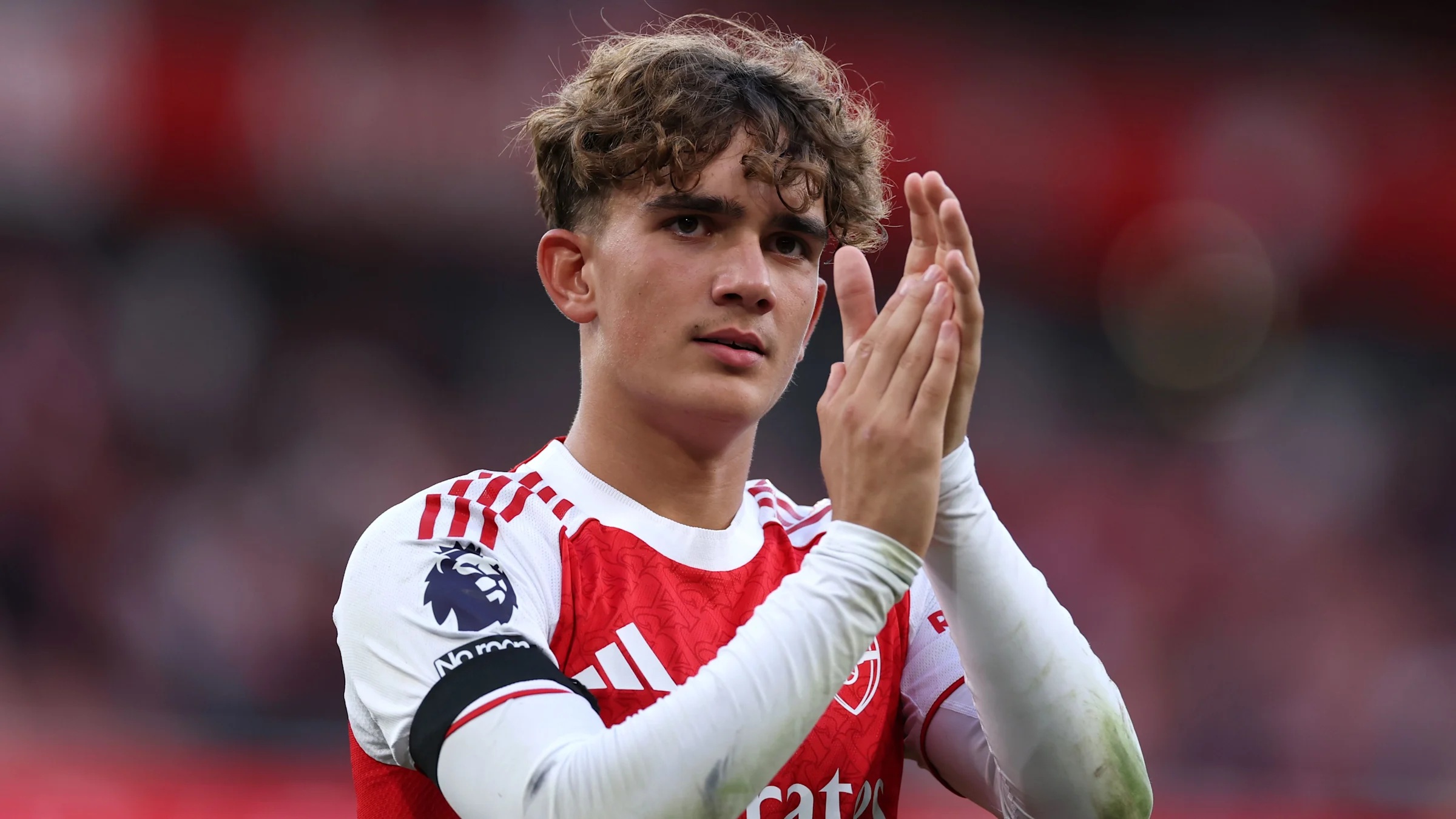 Tại sao thần đồng của Arsenal không xuất hiện trong EA Sports FC 26? - Ảnh 1.