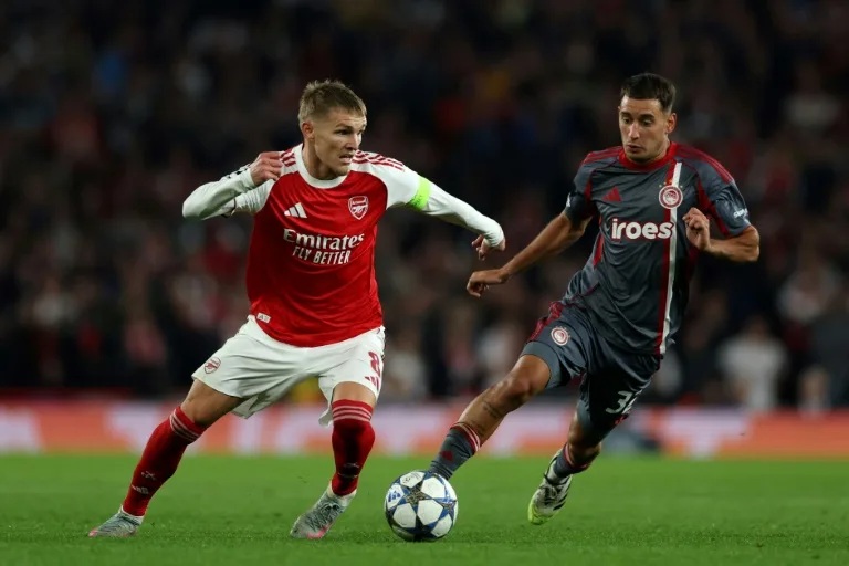 HLV Arteta tiết lộ quyết định đặc biệt đối với Odegaard - Ảnh 1.