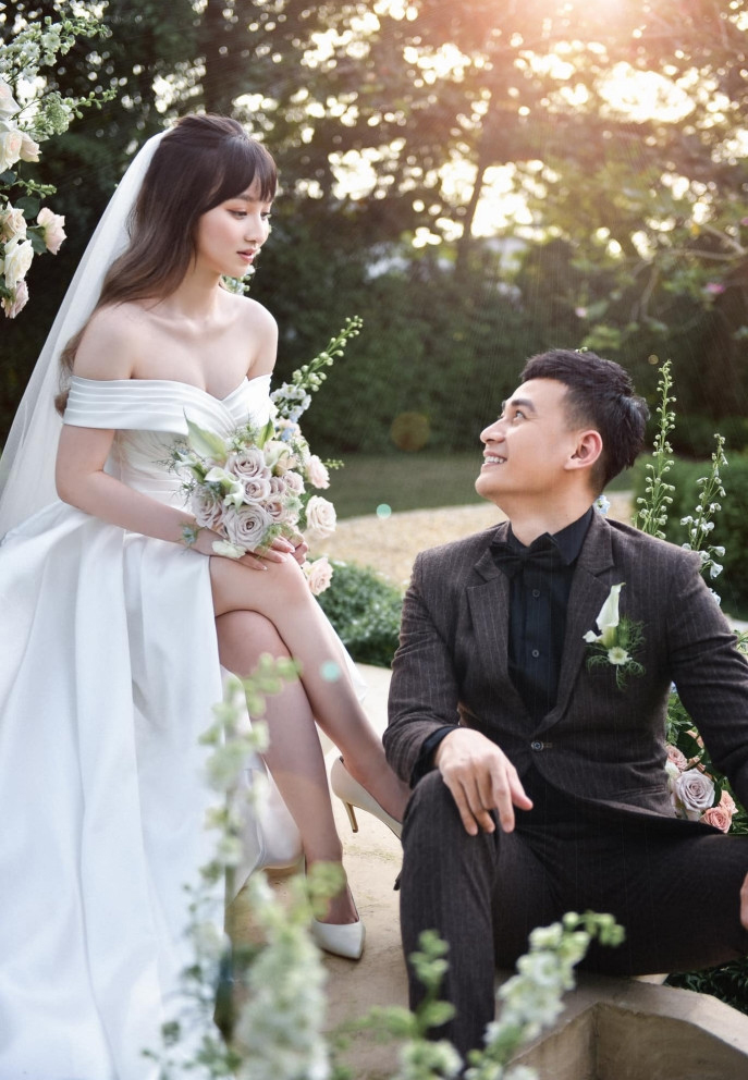 "Trai nhảy" Ngọc Thuận: U40 trẻ trung, sống kín tiếng bên vợ kém 17 tuổi - Ảnh 4.