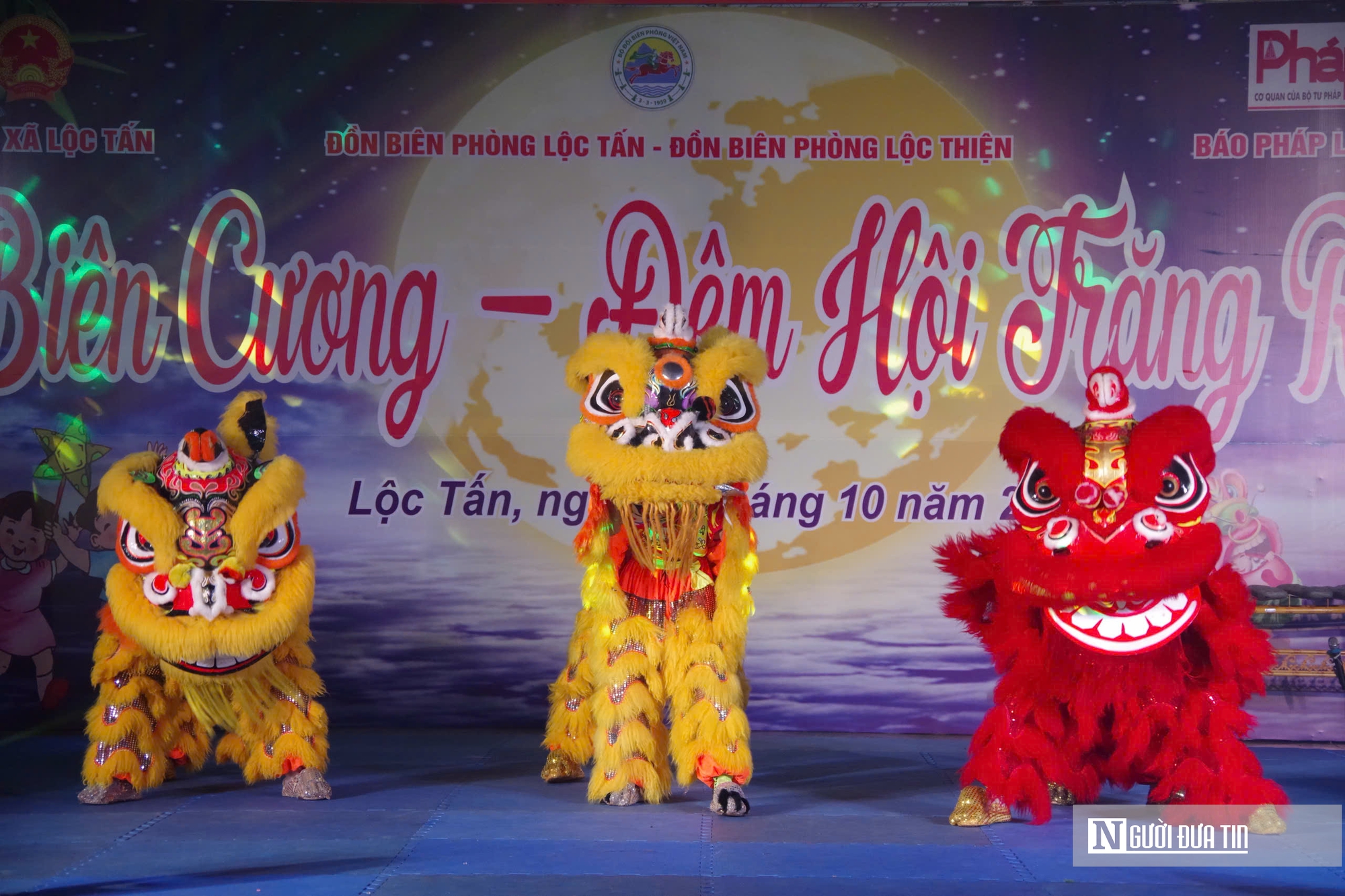 Ấm áp Trung thu nơi biên giới - Ảnh 4.