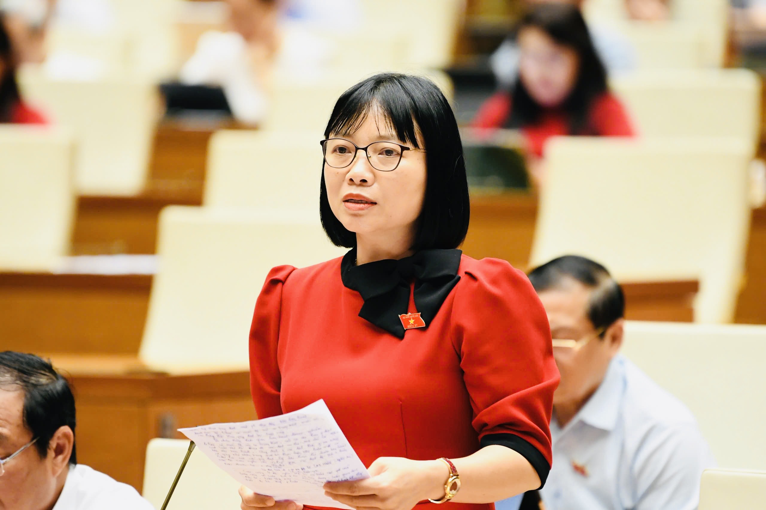 Thống nhất 1 bộ SGK: "Làm sao để có bộ cốt lõi?"- Ảnh 2. Thống nhất 1 bộ SGK: "Làm sao để có bộ cốt lõi?"- Ảnh 2.