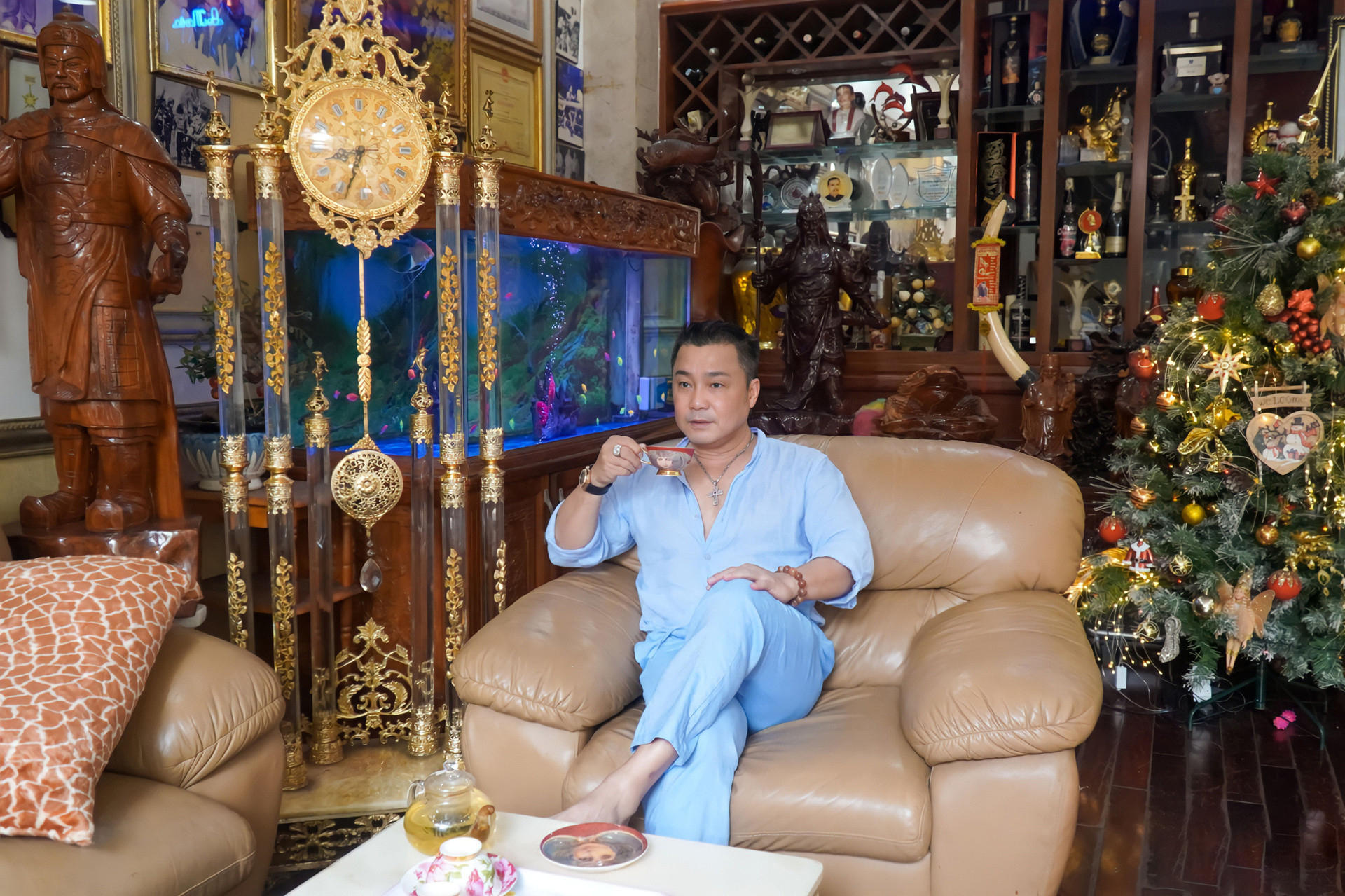 Nam tài tử hàng đầu điện ảnh: Tuổi U60 chưa vợ con, thảnh thơi, tận hưởng cuộc sống giàu sang - Ảnh 6.