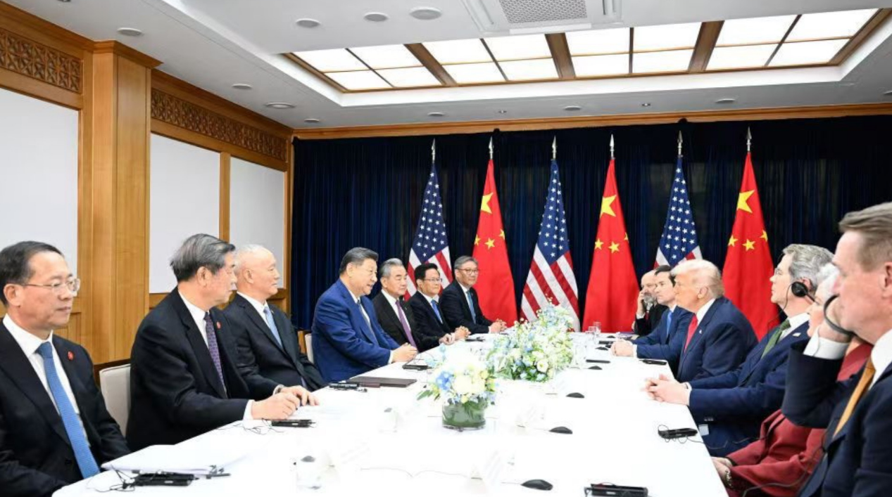 Tín hiệu tích cực từ cuộc gặp đầu tiên giữa ông Trump và ông Tập Cận Bình sau 6 năm - Ảnh 2.