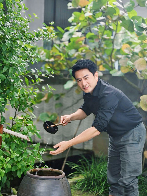 "Vua quảng cáo" của Vbiz gặp chấn thương đứt gân gót chân sau khi chơi pickleball - Ảnh 3.