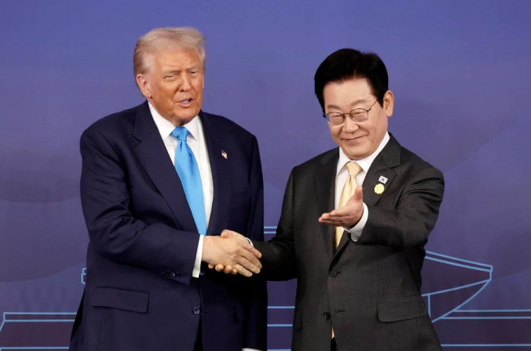Lý do ông Trump “bật đèn xanh” cho Hàn Quốc đóng tàu ngầm hạt nhân- Ảnh 1. Lý do ông Trump “bật đèn xanh” cho Hàn Quốc đóng tàu ngầm hạt nhân- Ảnh 1.