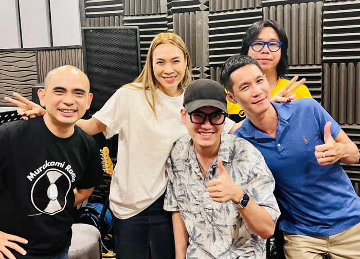 "Họa mi tóc nâu" chính thức công bố "người đàn ông không thể thiếu" - Ảnh 3.