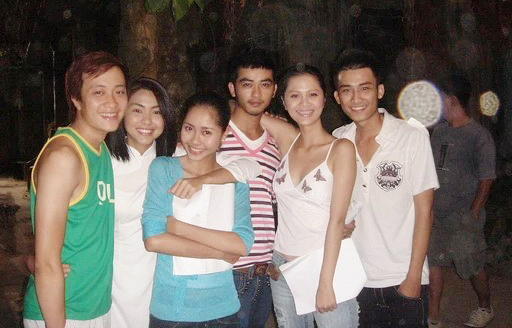 "Hoàng tử lai Thái" nhan sắc U40 làm say lòng bao khán giả - Ảnh 2.