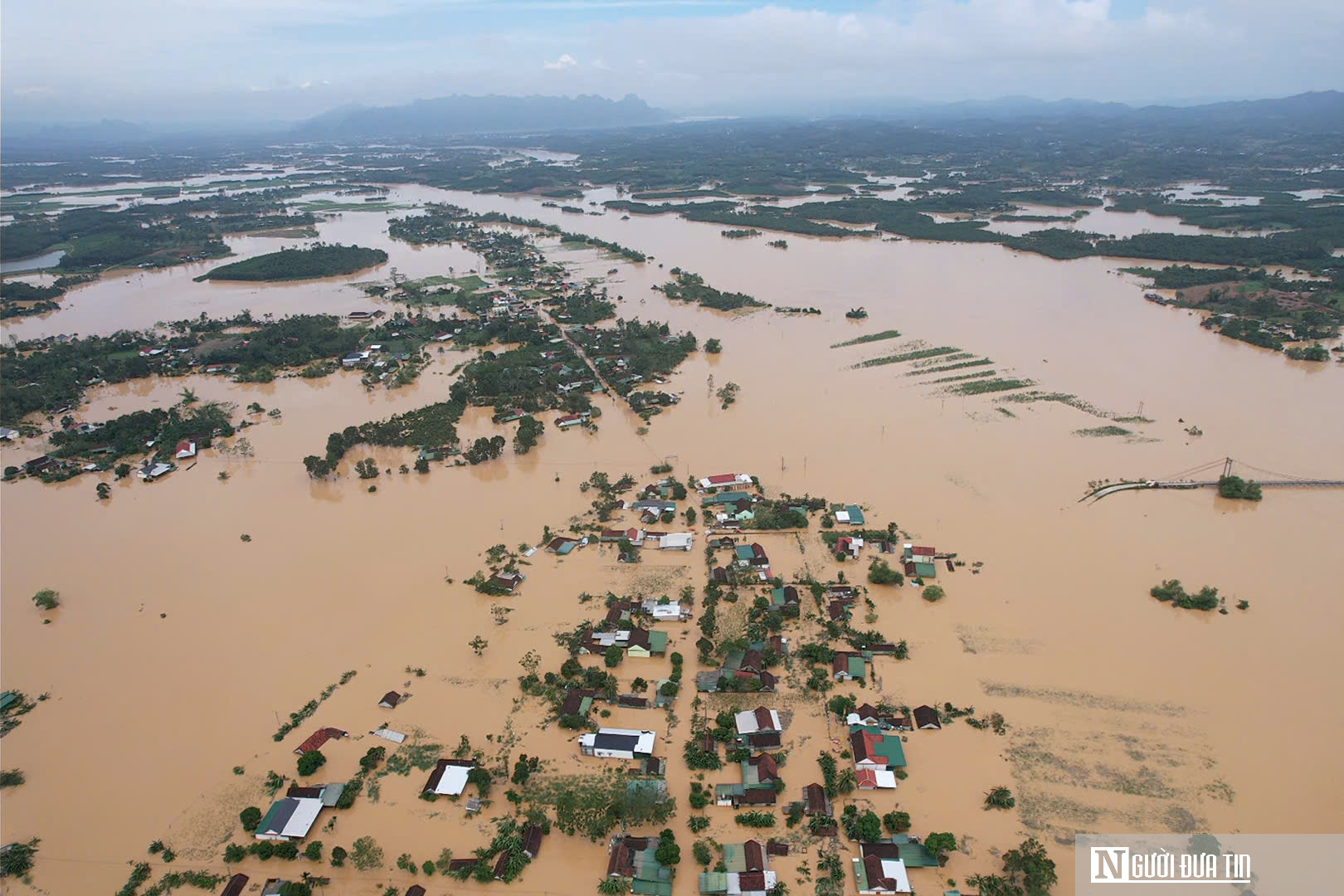 Vận hành thuỷ điện lớn nhất Bắc Trung bộ để giảm lũ cho hạ du- Ảnh 3. Vận hành thuỷ điện lớn nhất Bắc Trung bộ để giảm lũ cho hạ du- Ảnh 3.
