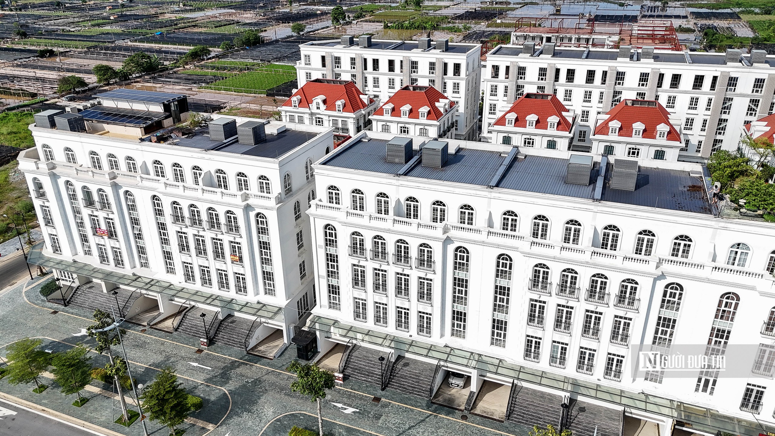 Hà Nội: Loạt biệt thự, shophouse xây xong vắng bóng người ở- Ảnh 10.
