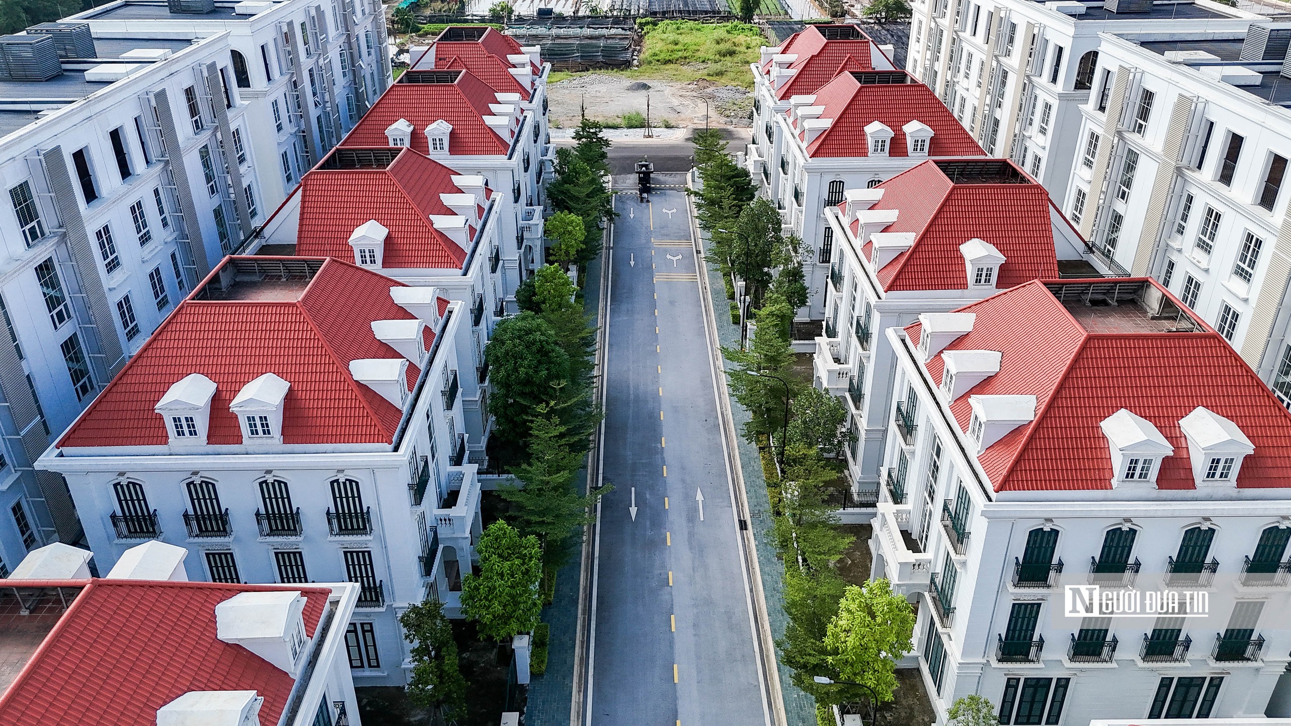Hà Nội: Loạt biệt thự, shophouse xây xong vắng bóng người ở- Ảnh 6.