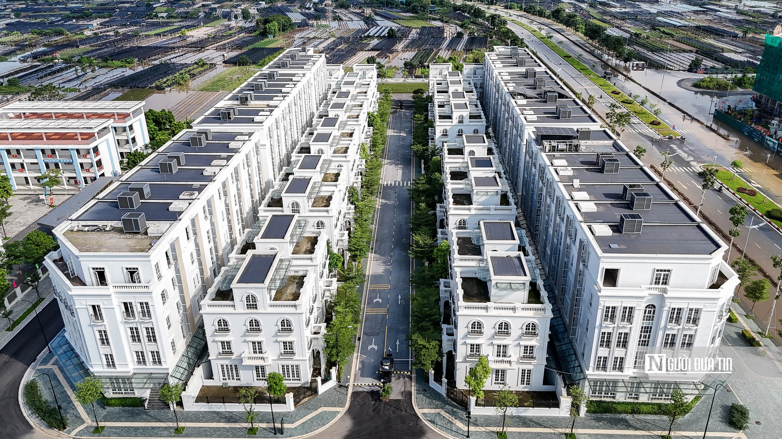 Hà Nội: Loạt biệt thự, shophouse xây xong vắng bóng người ở- Ảnh 4.