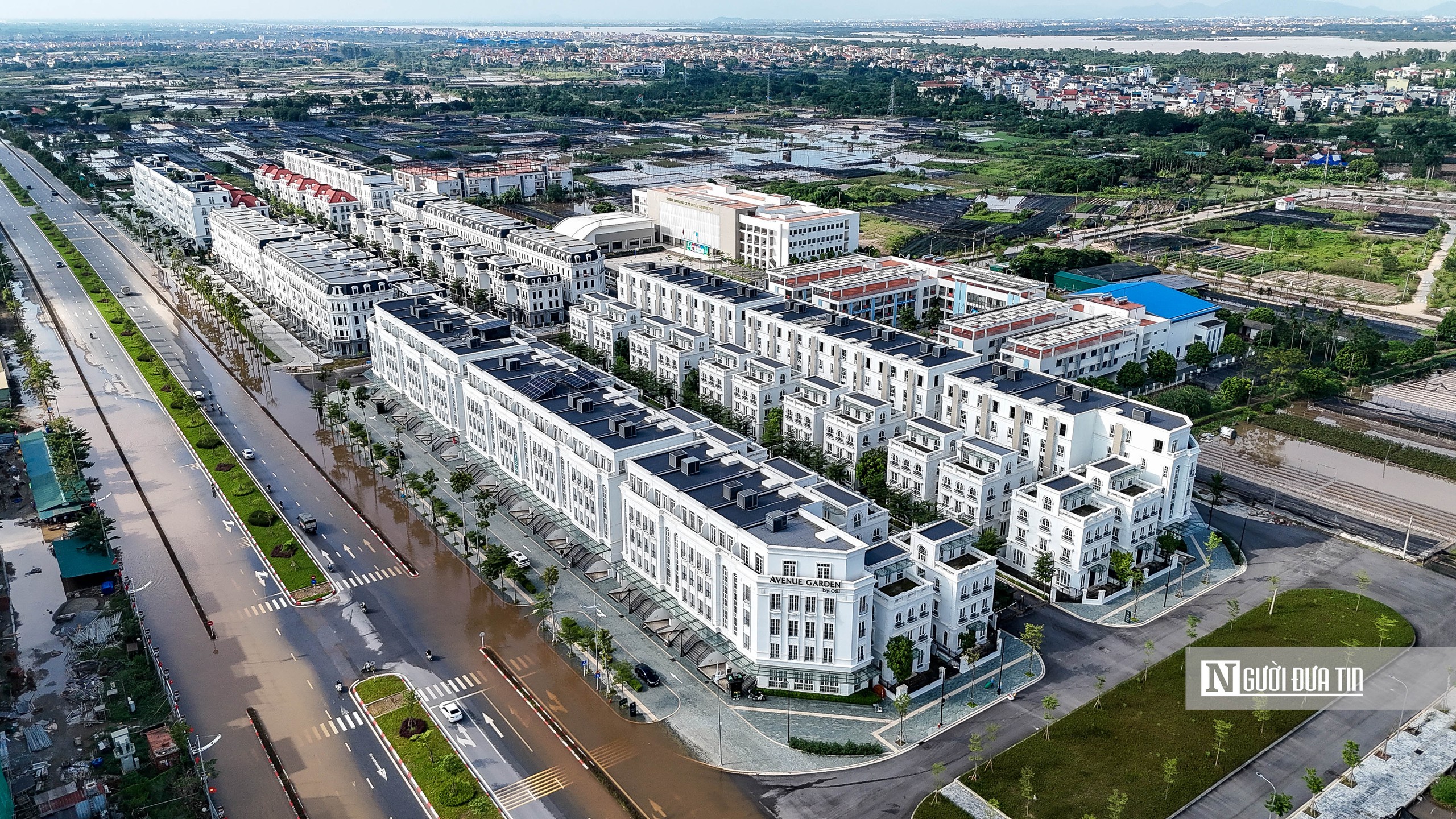 Hà Nội: Loạt biệt thự, shophouse xây xong vắng bóng người ở- Ảnh 1.