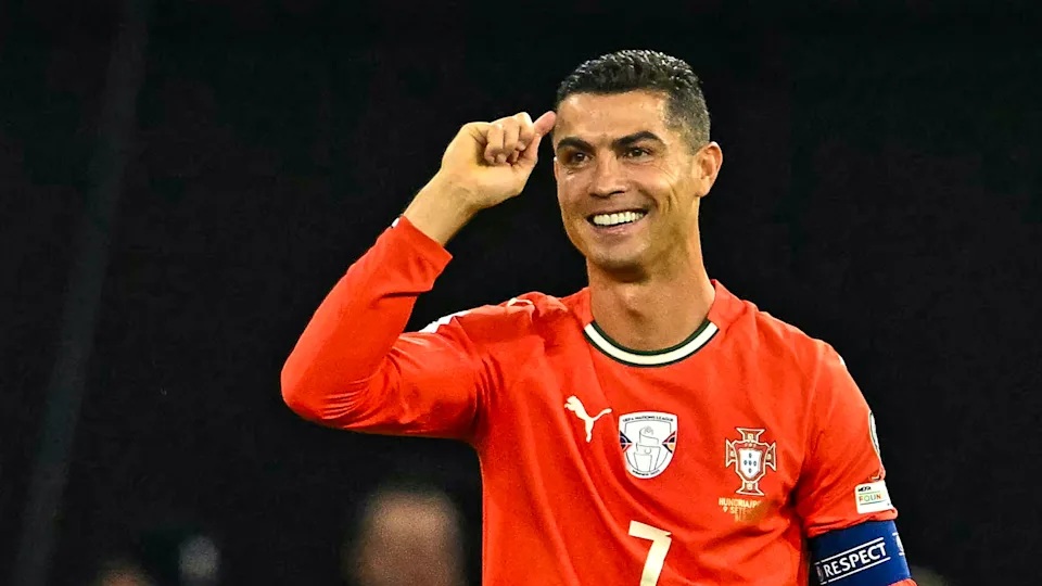 Phản ứng của Ronaldo khi gia đình khuyên giải nghệ- Ảnh 2.