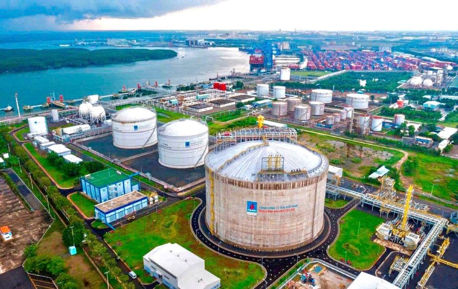 Bất chấp thiên tai, vốn dự án đầu tư trong nước vào Hà Tĩnh vẫn tăng mạnh- Ảnh 2.
