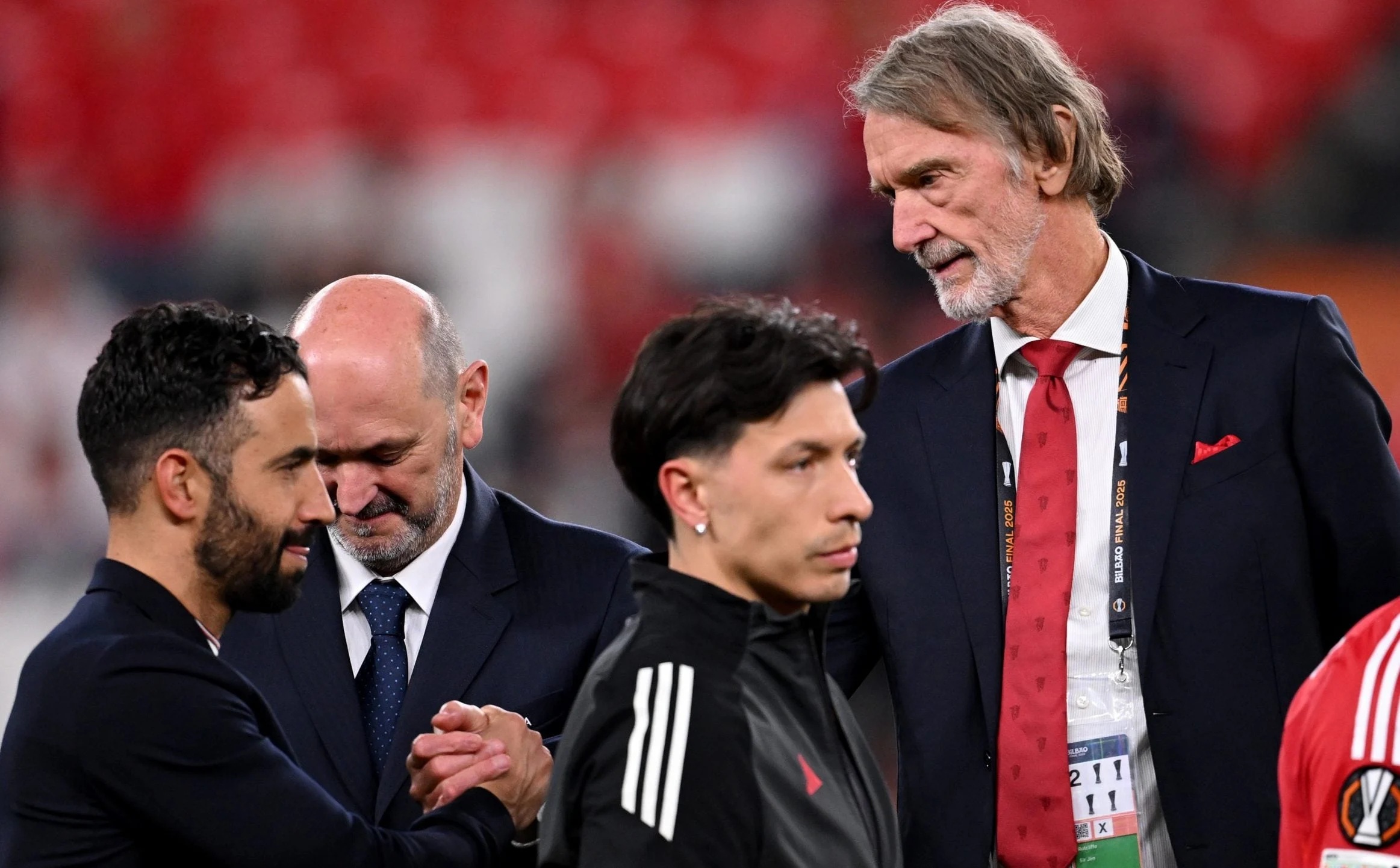 Lý do Man United kiên quyết không sa thải HLV Amorim - Ảnh 1. Lý do Man United kiên quyết không sa thải HLV Amorim - Ảnh 1.